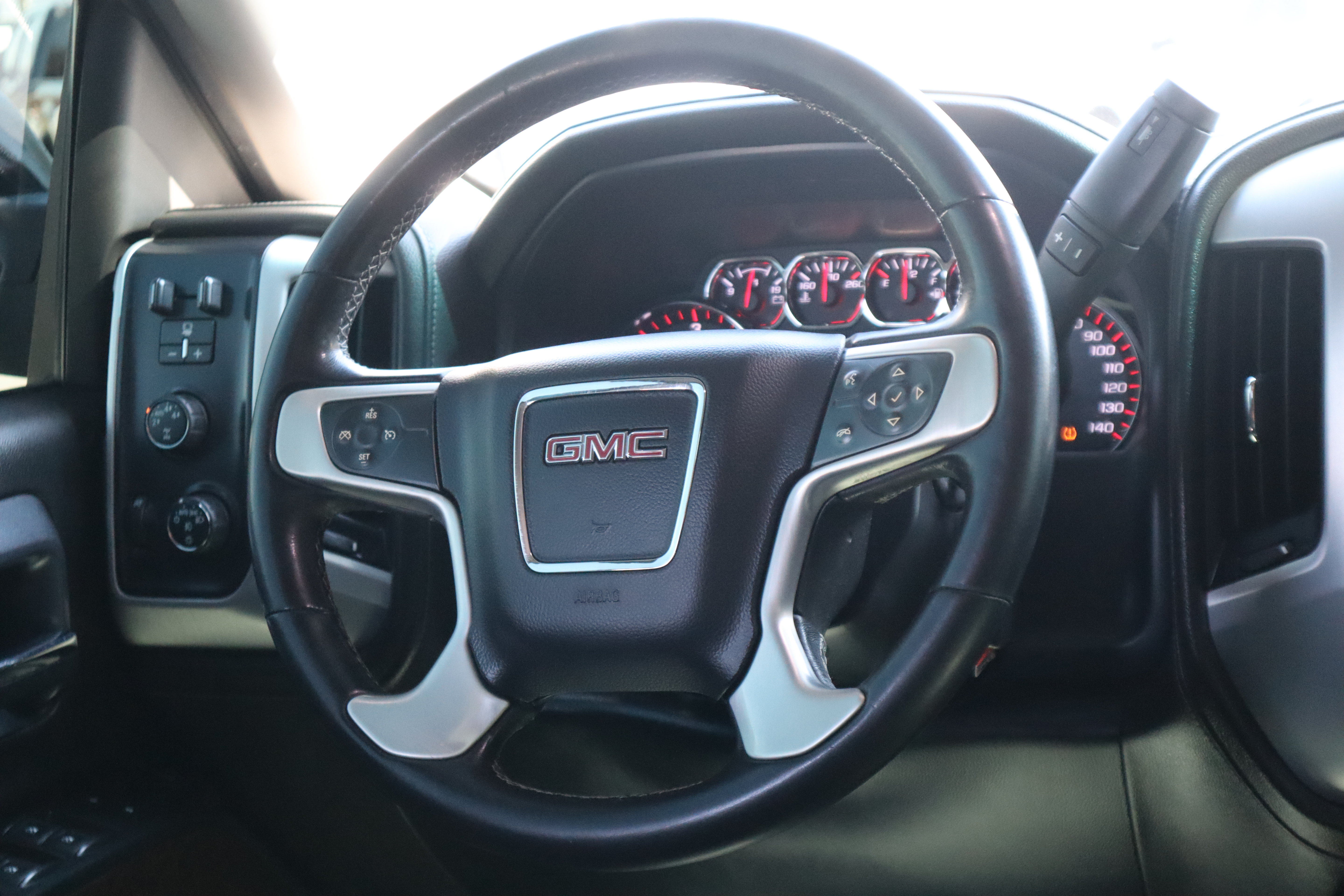 Used 2016 GMC Sierra 1500 SLE w/ SLE Value Package AWD/4WD image 15