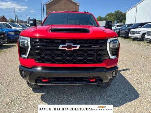 Used 2024 Chevrolet Silverado 2500 ZR2 w/ Technology Package AWD/4WD image 6