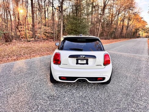 Used 2015 MINI Cooper S image 4