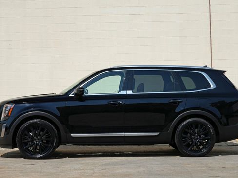 Used 2020 Kia Telluride SX w/ Towing Package FWD image 8