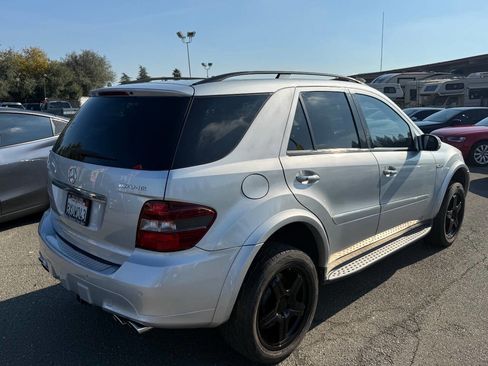 Used 2007 Mercedes-Benz ML 63 AMG 4MATIC image 7