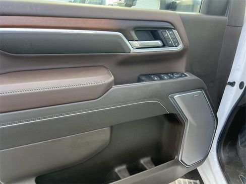 Certified 2025 GMC Sierra 2500 Denali w/ Denali Reserve Package image 14