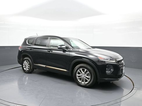 Used 2019 Hyundai Santa Fe SE AWD/4WD image 4
