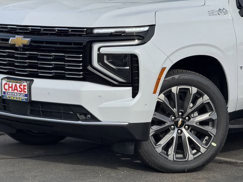 New 2026 Chevrolet Tahoe High Country image 3
