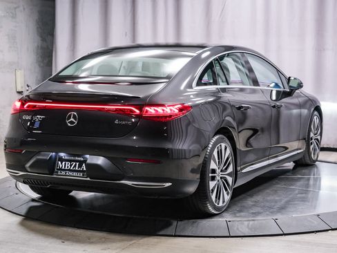 Certified 2023 Mercedes-Benz EQE 500 4MATIC Sedan image 4