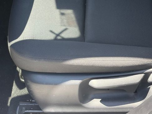 Used 2023 Toyota Corolla LE FWD image 5