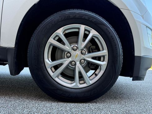 Used 2017 Chevrolet Equinox LT w/ Convenience Package FWD image 43