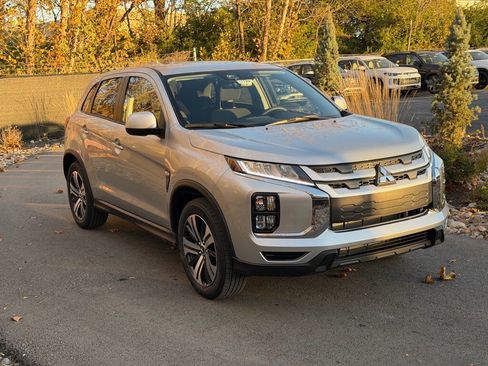New 2025 Mitsubishi Outlander Sport ES image 7
