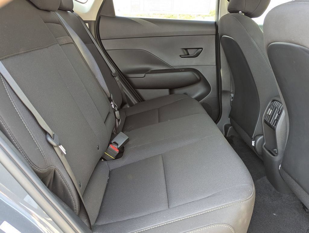 New 2025 Hyundai Kona SEL FWD image 29