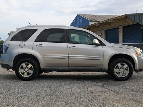 Used 2008 Chevrolet Equinox LT FWD image 8