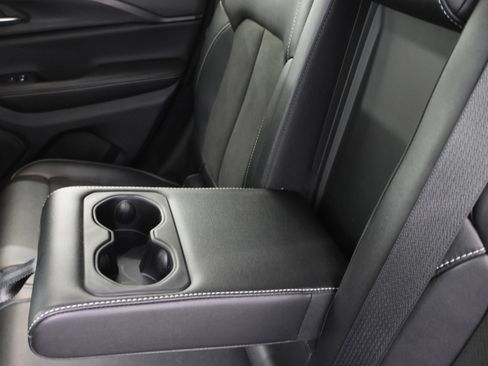 Used 2023 Jeep Grand Cherokee Altitude AWD/4WD image 36