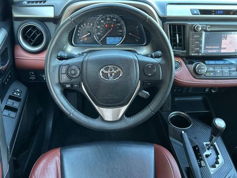 Used 2014 Toyota RAV4 Limited w/ Technology Package image 16