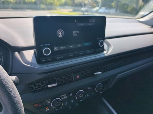 Used 2025 Honda Accord SE image 12