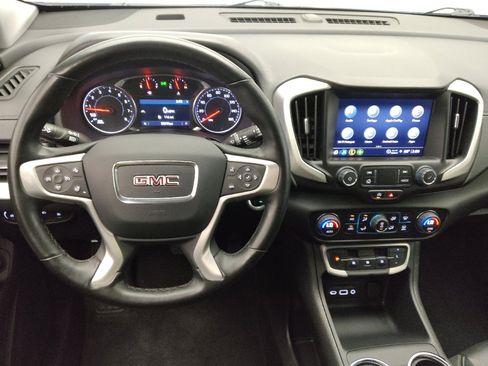 Used 2024 GMC Terrain SLT FWD image 22