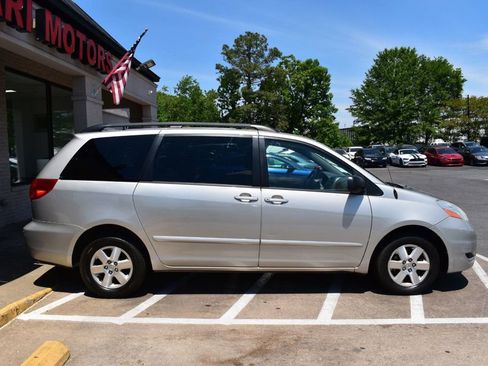 Used 2006 Toyota Sienna LE FWD image 6