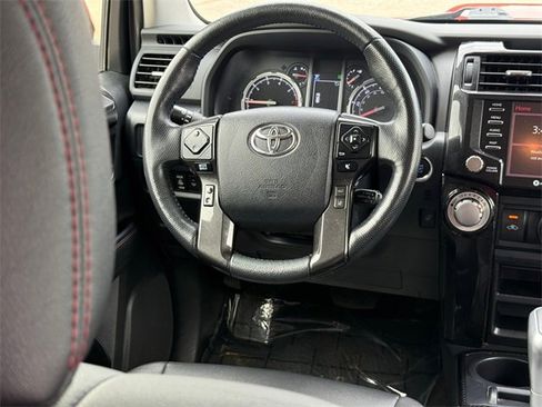 Used 2024 Toyota 4Runner TRD Off-Road Premium image 28