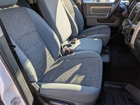 Used 2017 RAM 2500 Big Horn image 28