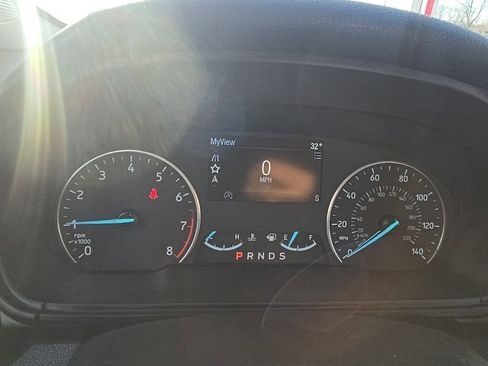 Used 2021 Ford EcoSport SE w/ SE Convenience Package image 11