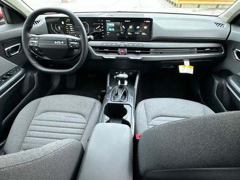 New 2025 Kia K4 EX image 13