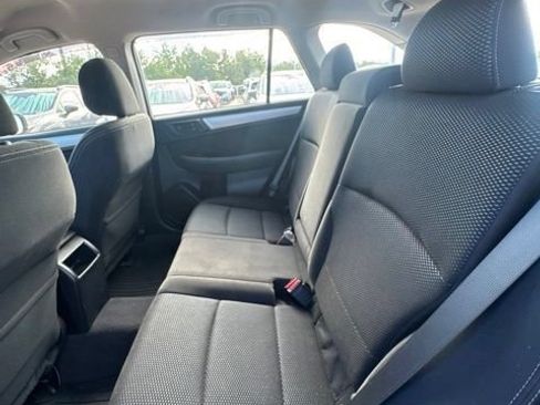 Used 2018 Subaru Outback 2.5i AWD/4WD image 17
