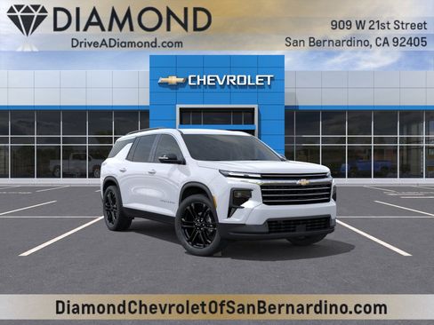 New 2026 Chevrolet Traverse LT image 1
