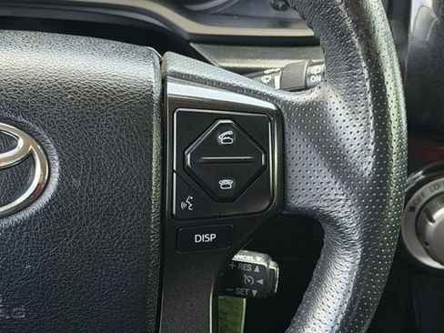 Used 2018 Toyota 4Runner TRD Off-Road AWD/4WD image 16