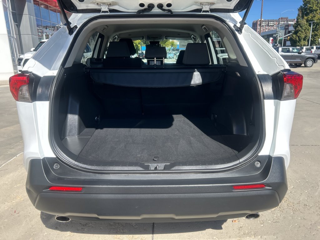 Certified 2025 Toyota RAV4 XLE AWD/4WD image 14