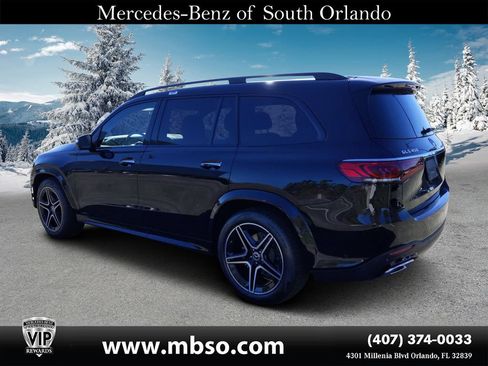 Used 2023 Mercedes-Benz GLS 450 4MATIC image 4