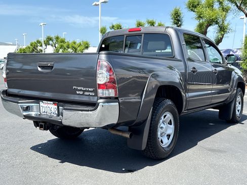 Used 2010 Toyota Tacoma PreRunner RWD image 11