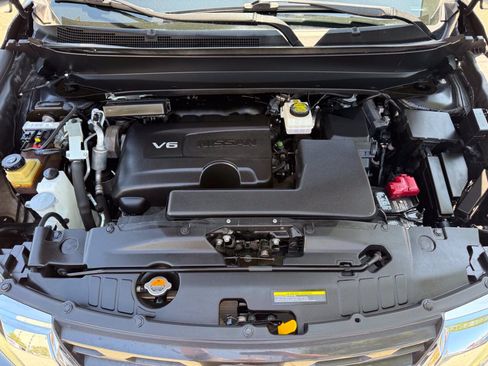 Used 2018 Nissan Pathfinder S FWD image 45