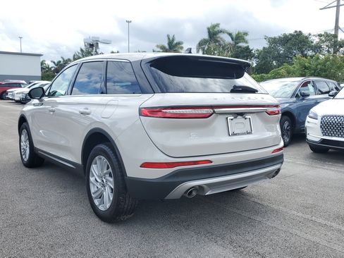 Certified 2024 Lincoln Corsair FWD image 4