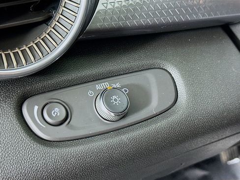 New 2025 Chevrolet Trax ACTIV w/ Driver Confidence Package image 11