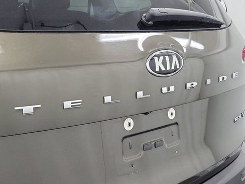 Used 2021 Kia Telluride EX w/ EX Premium Package FWD image 7