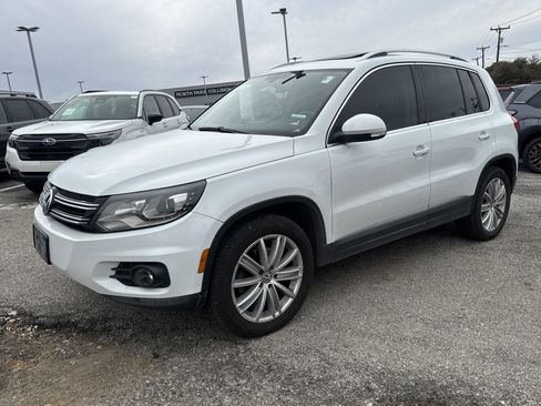 Used 2016 Volkswagen Tiguan SE image 7
