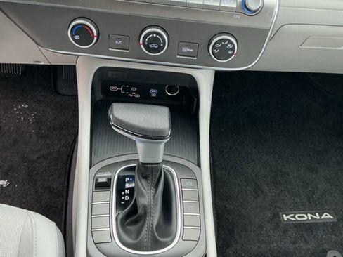 Certified 2026 Hyundai Kona SE image 13
