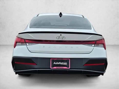 New 2026 Hyundai Elantra SEL Sport Premium FWD image 8