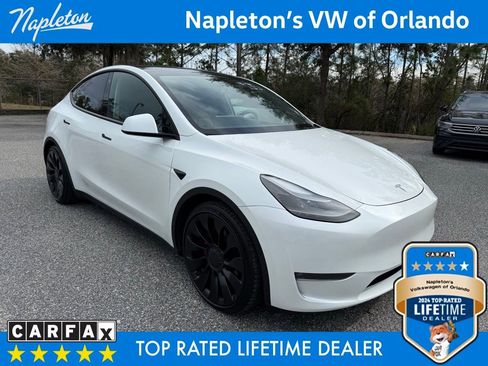 Used 2022 Tesla Model Y Performance image 3