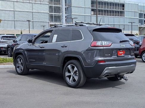 Used 2019 Jeep Cherokee Limited AWD/4WD image 12
