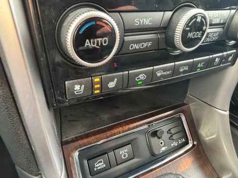 Used 2022 Subaru Ascent Touring w/ Popular Package #2A image 20