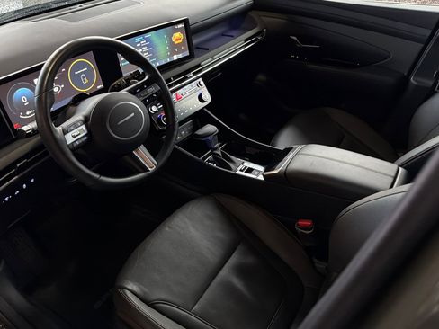 Certified 2025 Hyundai Santa Cruz Limited image 11