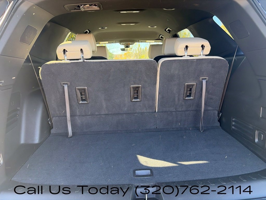 Used 2023 Chevrolet Traverse Premier AWD/4WD image 14