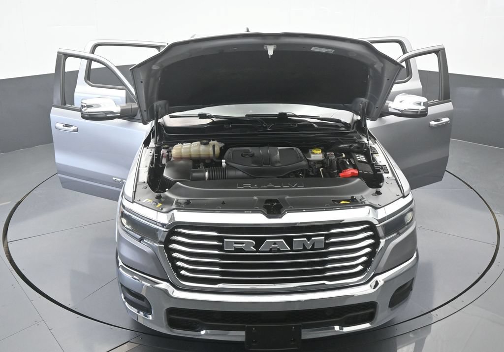 Used 2025 RAM 1500 Laramie AWD/4WD image 79