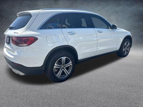Used 2022 Mercedes-Benz GLC 300 4MATIC image 4