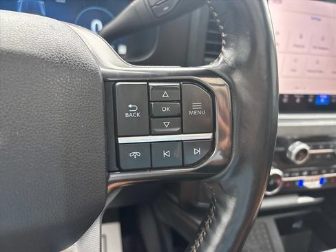 Used 2024 Ford F450 Platinum w/ FX4 Off-Road Package AWD/4WD image 31