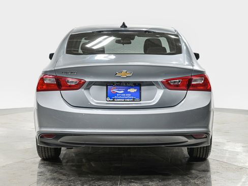 Used 2023 Chevrolet Malibu LS FWD image 5