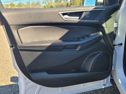 Certified 2024 Ford Edge SEL image 16