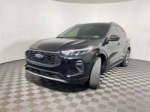 Used 2024 Ford Escape ST-Line AWD/4WD image 2