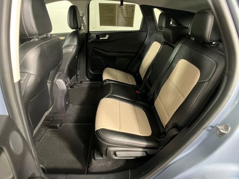 Certified 2022 Ford Escape Titanium w/ Titanium Premium Package image 31