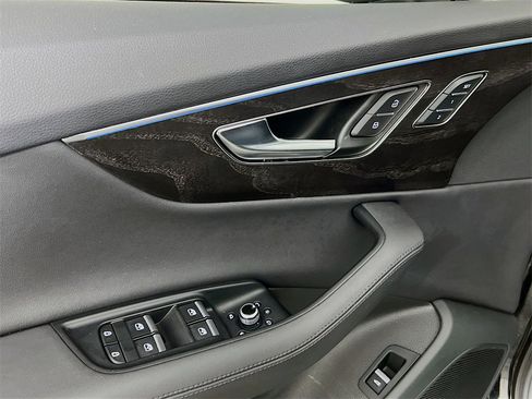 Used 2023 Audi Q7 2.0T Premium Plus w/ Premium Plus Package image 20