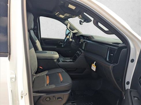 New 2026 GMC Sierra 2500 AT4 w/ Technology Package image 19